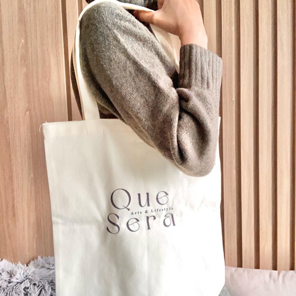 Túi tote Que Sera (33x38cm)-duoc-ban-tai-Que Sera Arts & Lifestyle