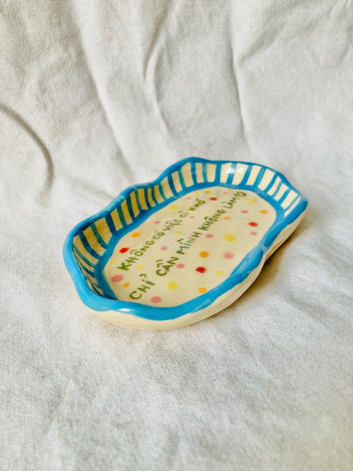 Quote Plate-duoc-ban-tai-Que Sera Arts & Lifestyle