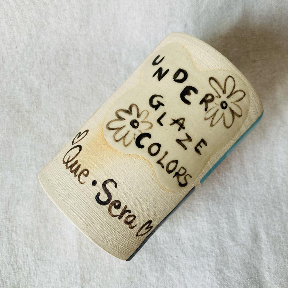 QS01.White - Trắng-duoc-ban-tai-Que Sera Arts & Lifestyle
