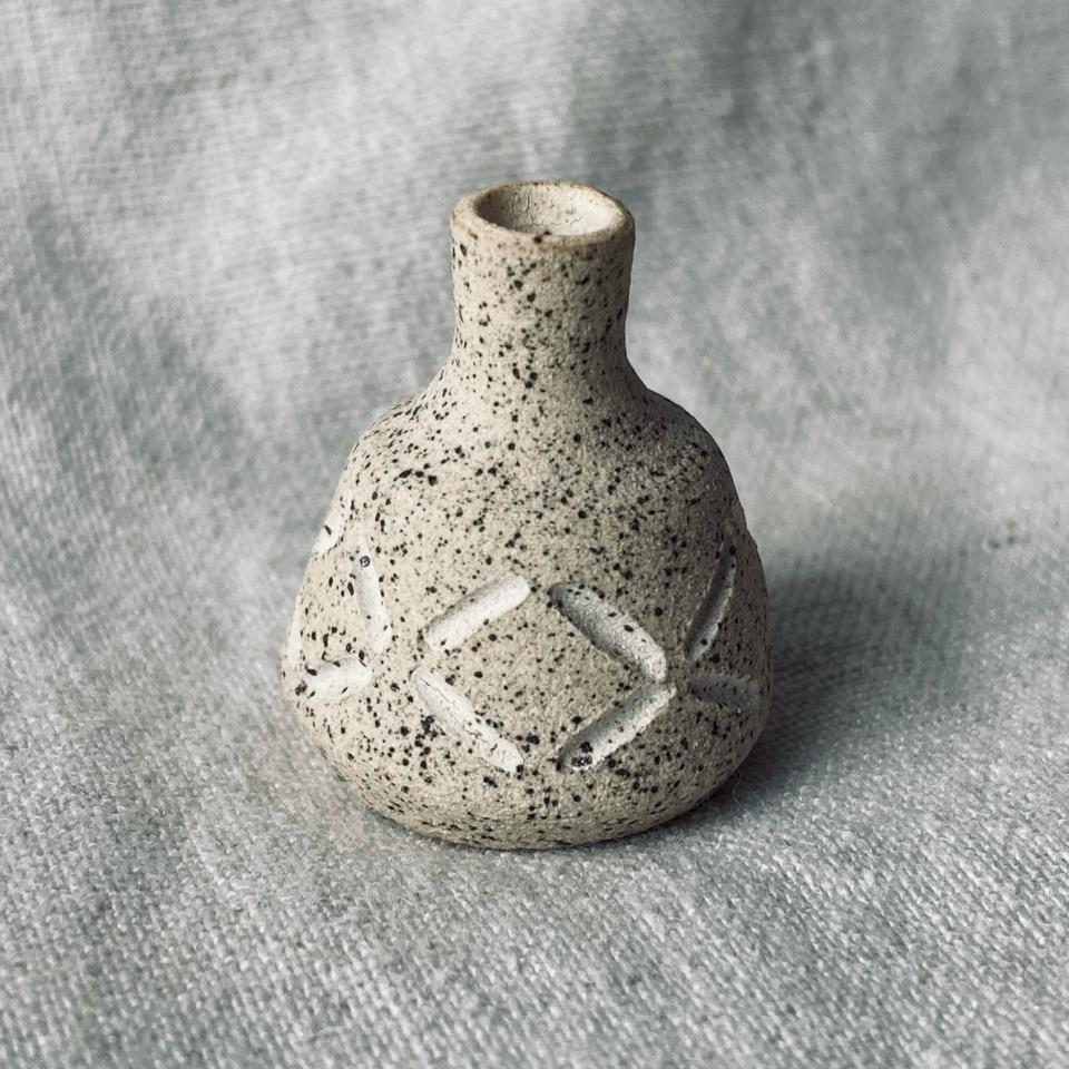 Mini vase-duoc-ban-tai-Que Sera Arts & Lifestyle
