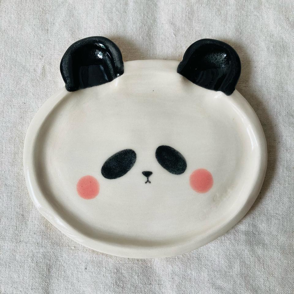 Panda Plate-duoc-ban-tai-Que Sera Arts & Lifestyle