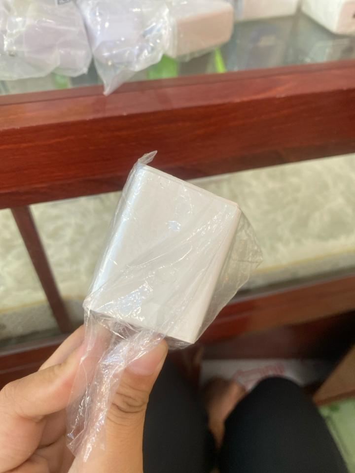 Cóc oppo -duoc-ban-tai-Đỗ Vy