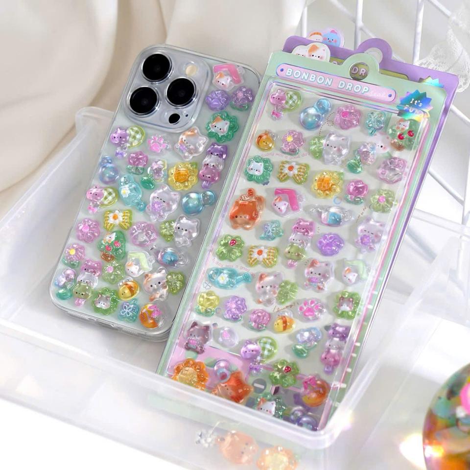 STICKER NỔI 3D TRONG SUỐT-duoc-ban-tai-Sin Sin Shop