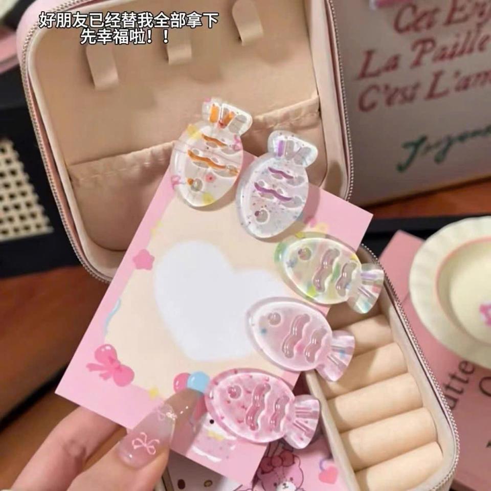 KẸP TÓC MÁI CÁ-duoc-ban-tai-Sin Sin Shop