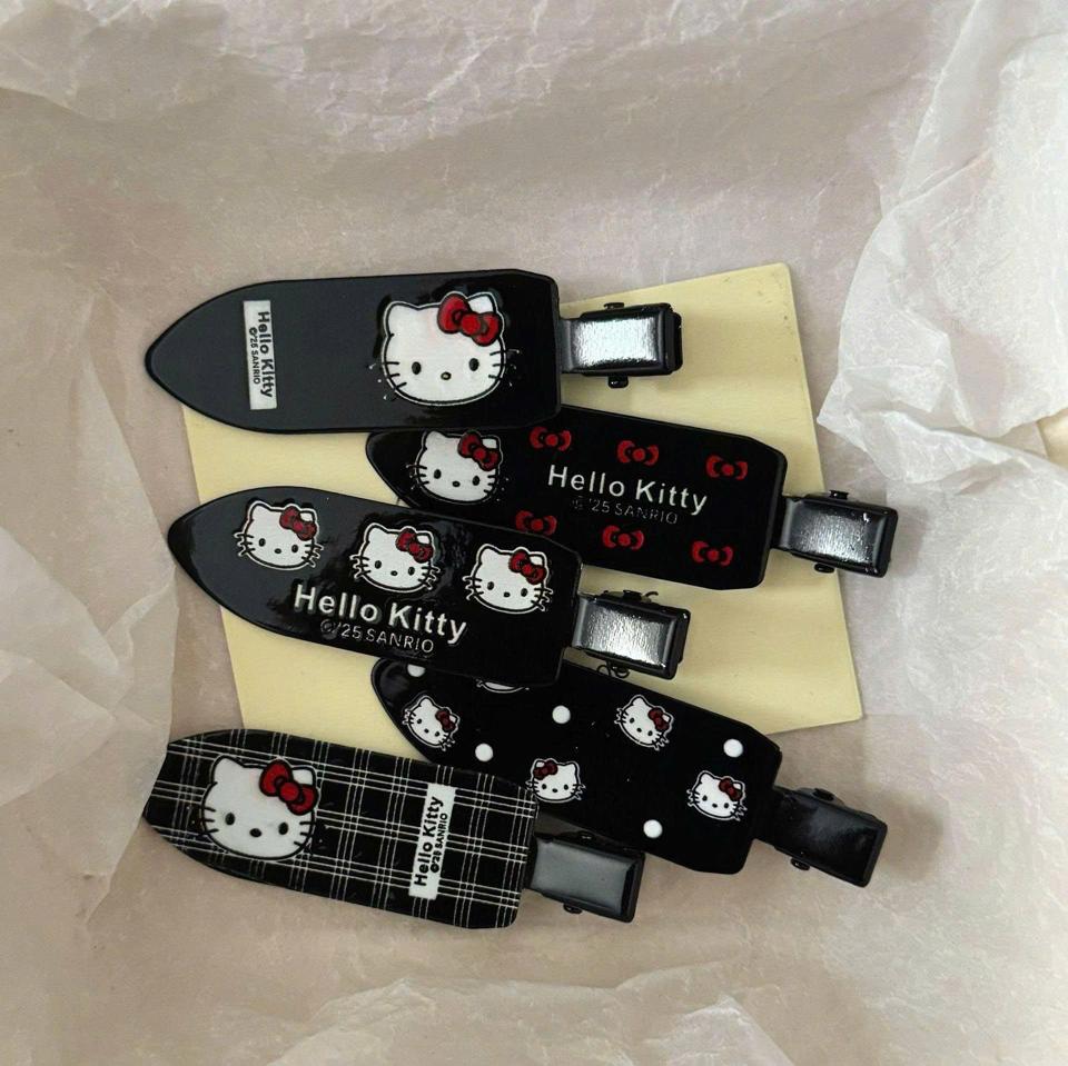 KẸP MÁI HELLO KITTY FULL BLACK-duoc-ban-tai-Sin Sin Shop