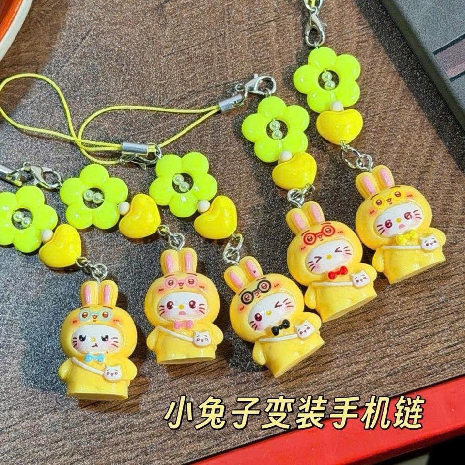 MÓC KHOÁ HELLO KITTY THỎ VÀNG-duoc-ban-tai-Sin Sin Shop