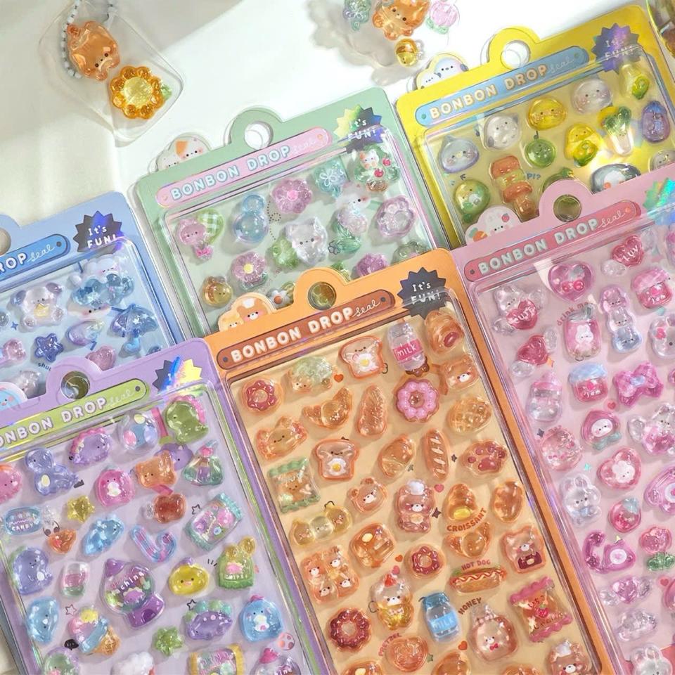 STICKER NỔI 3D TRONG SUỐT-duoc-ban-tai-Sin Sin Shop