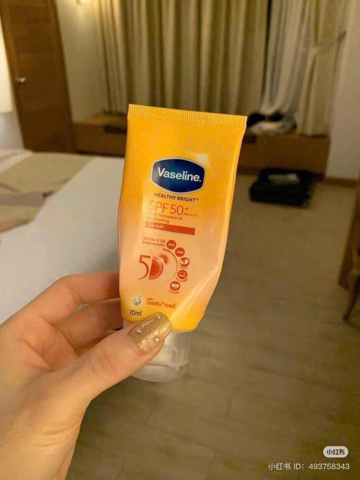 DƯỠNG THỂ CHỐNG NẮNG VASEINE-duoc-ban-tai-Sin Sin Shop