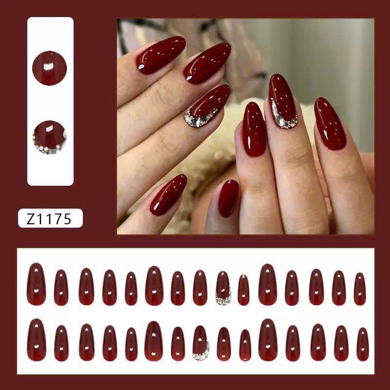 Hộp 24 móng đá-duoc-ban-tai-Sin Sin Shop