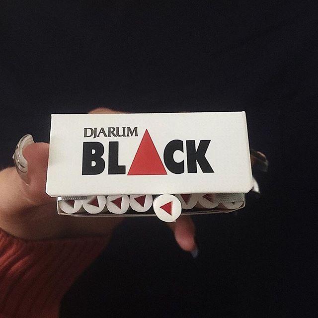 DjArum Black Mild-duoc-ban-tai-THUỐC LÁ THƠM SMOKE & CHILL