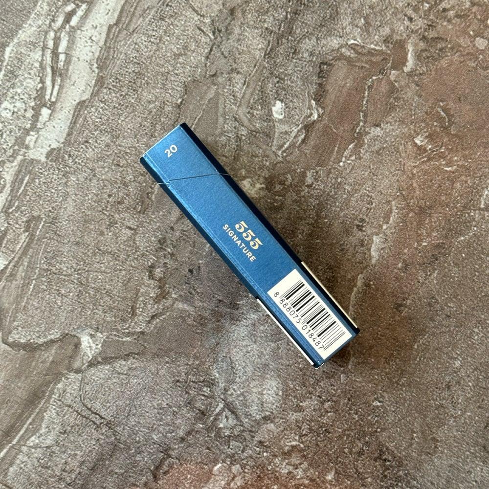 555 Signature Xanh Singapore (xanh dài)-duoc-ban-tai-THUỐC LÁ THƠM SMOKE & CHILL