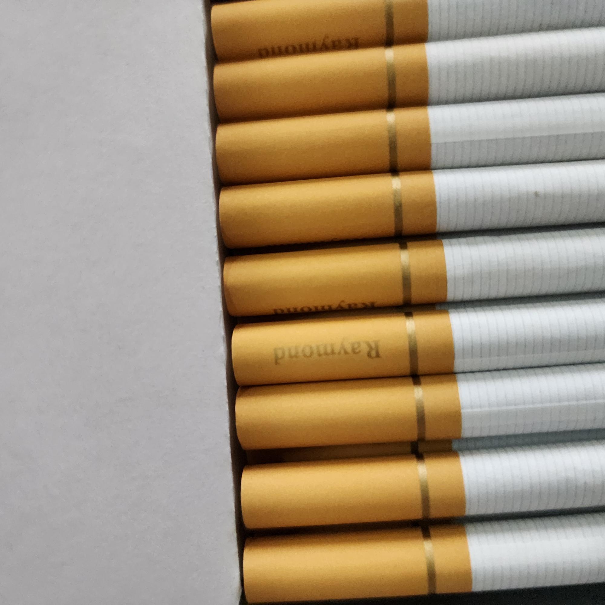 RAYMOND HỘP SẮT -duoc-ban-tai-THUỐC LÁ THƠM SMOKE & CHILL
