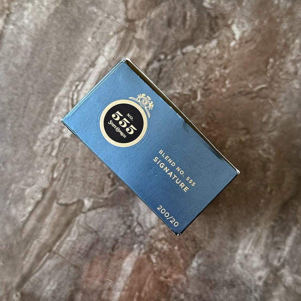 555 Signature Xanh Singapore (xanh dài)-duoc-ban-tai-THUỐC LÁ THƠM SMOKE & CHILL