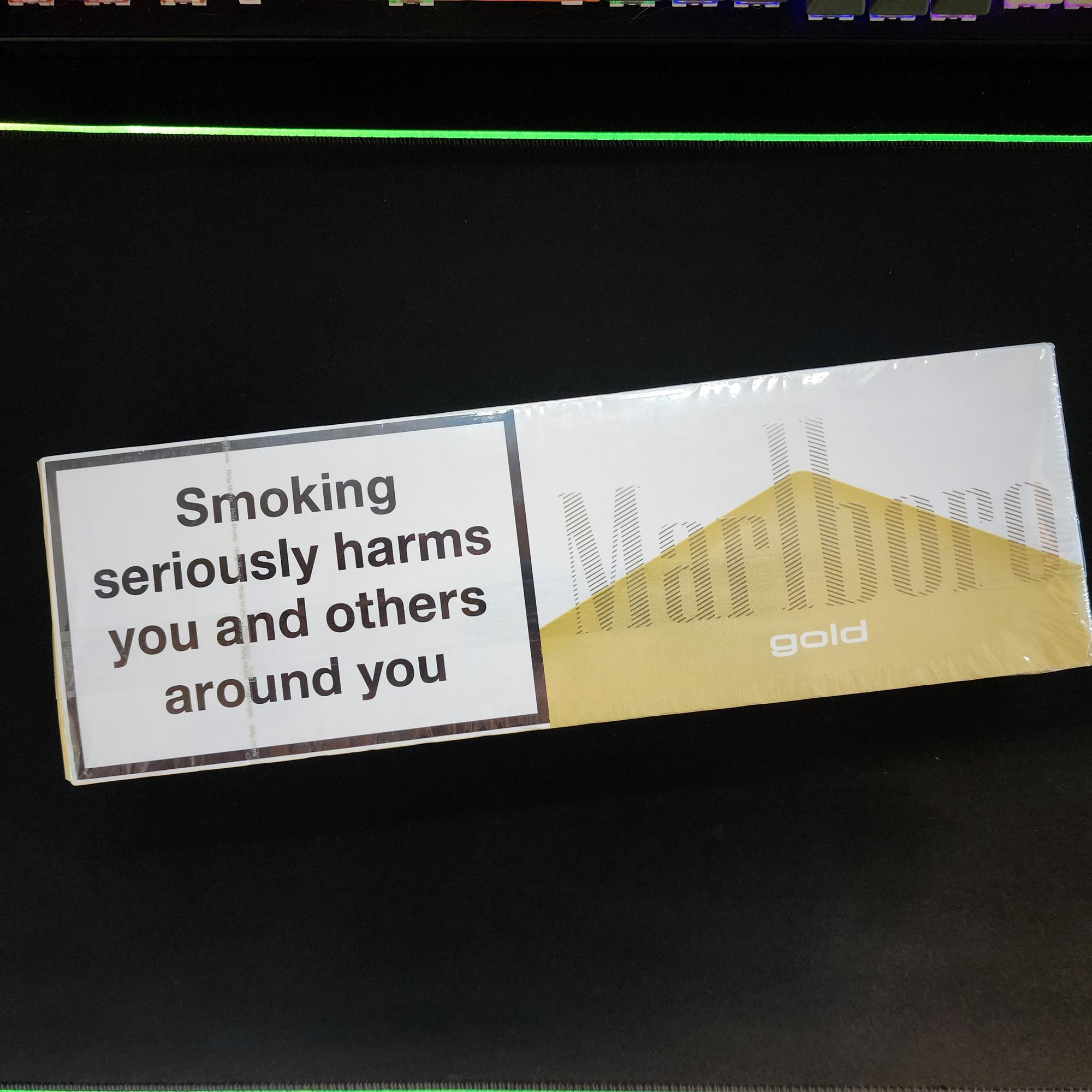 Marlboro gold-duoc-ban-tai-THUỐC LÁ THƠM SMOKE & CHILL