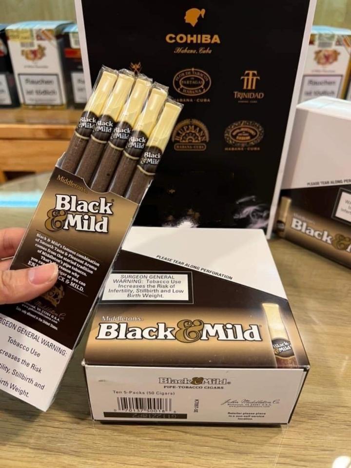 Xì gà Black&mild-duoc-ban-tai-THUỐC LÁ THƠM SMOKE & CHILL