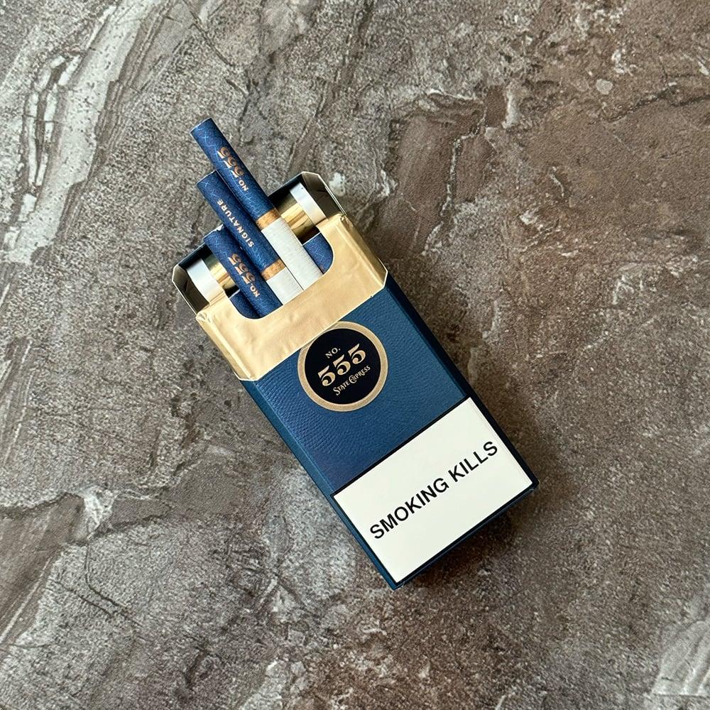 555 Signature Xanh Singapore (xanh dài)-duoc-ban-tai-THUỐC LÁ THƠM SMOKE & CHILL