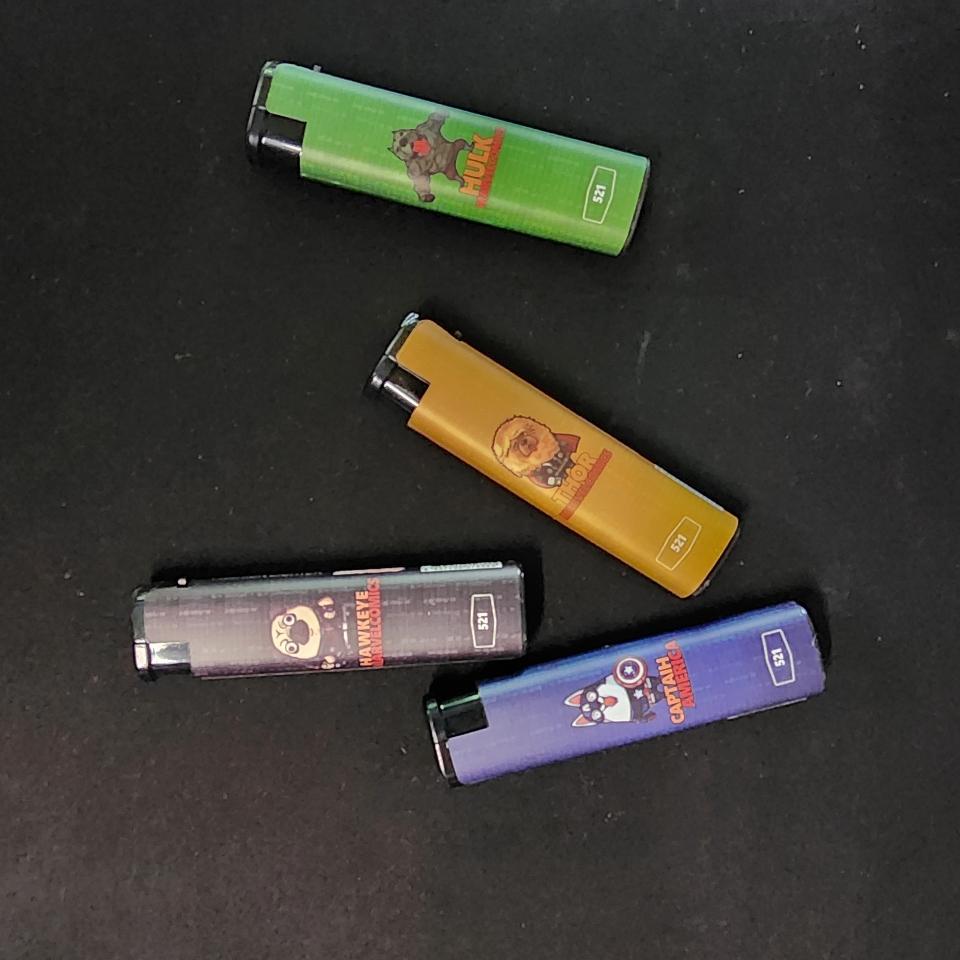 Quẹt khò ngẫu nhiên (hàng tặng không bán)-duoc-ban-tai-THUỐC LÁ THƠM SMOKE & CHILL