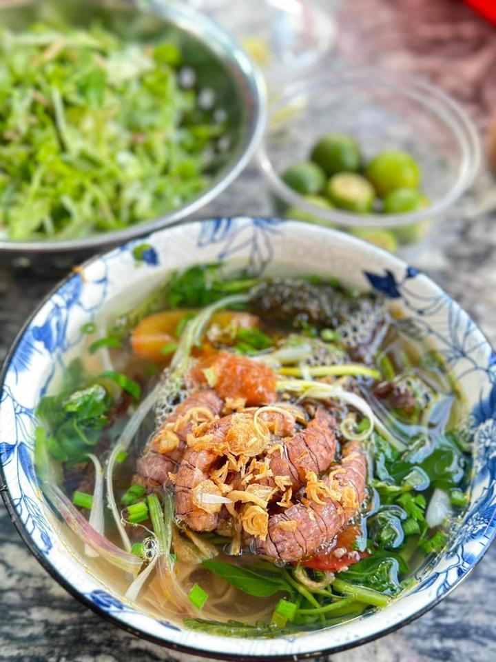 Bun be be-duoc-ban-tai-Sạp hàng xén