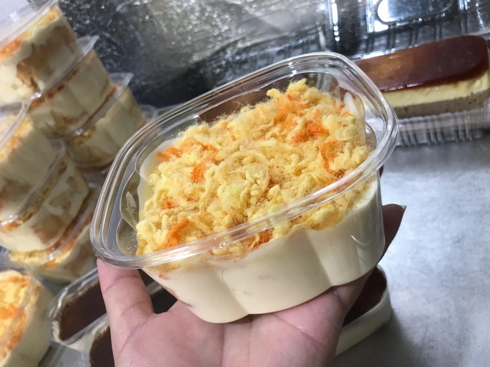 Bánh bông Lan sốt phô mai chà bông-duoc-ban-tai-Yaourt phômai nhà làm -thủy