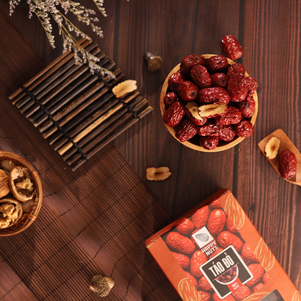 Táo đỏ sấy khô Happy Nuts 250gr (DR0067-L01)-duoc-ban-tai-Minh Phát Emart