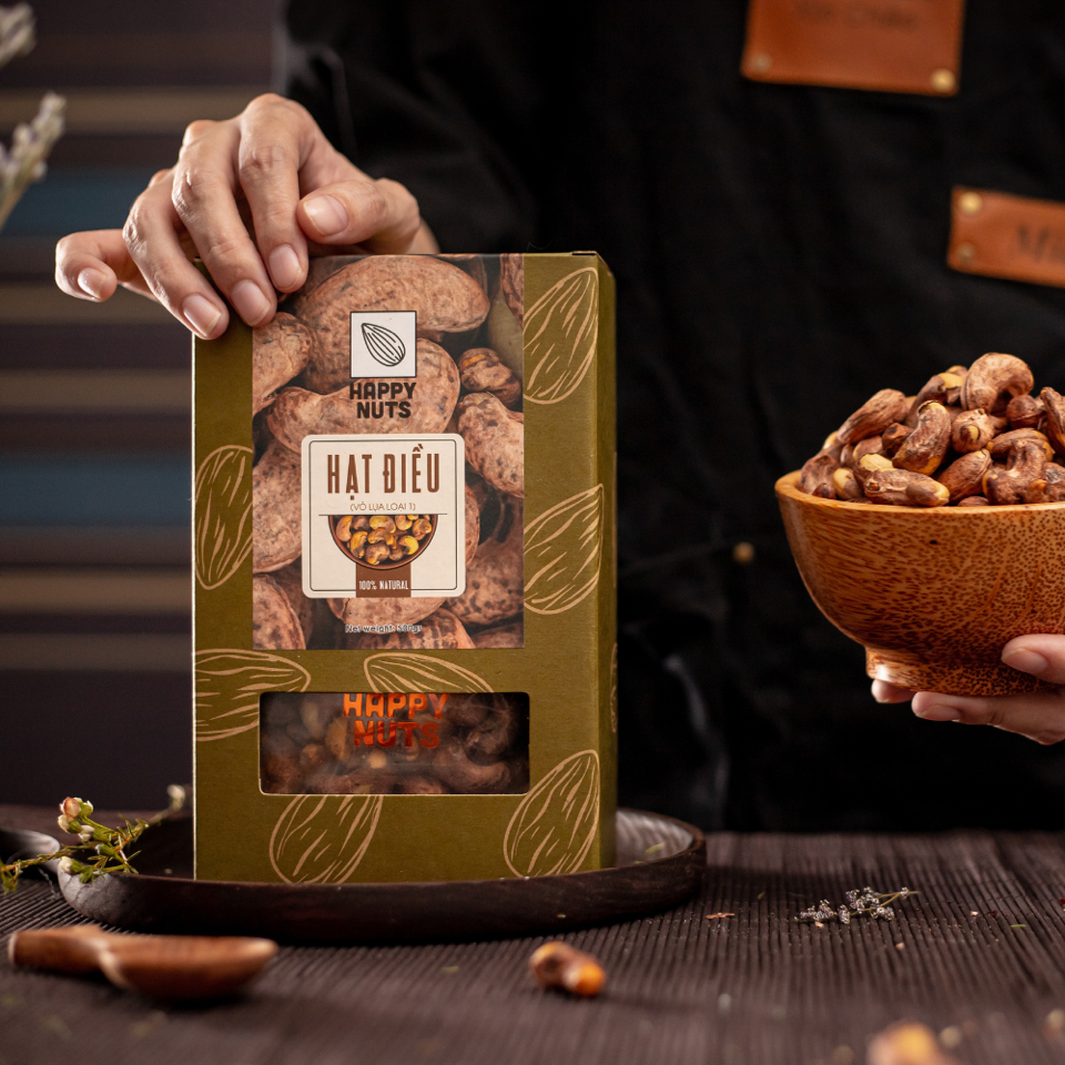 Hạt điều rang muối loại 1 (còn vỏ lụa) Happy Nuts 500g (DR0087-L01)-duoc-ban-tai-Minh Phát Emart