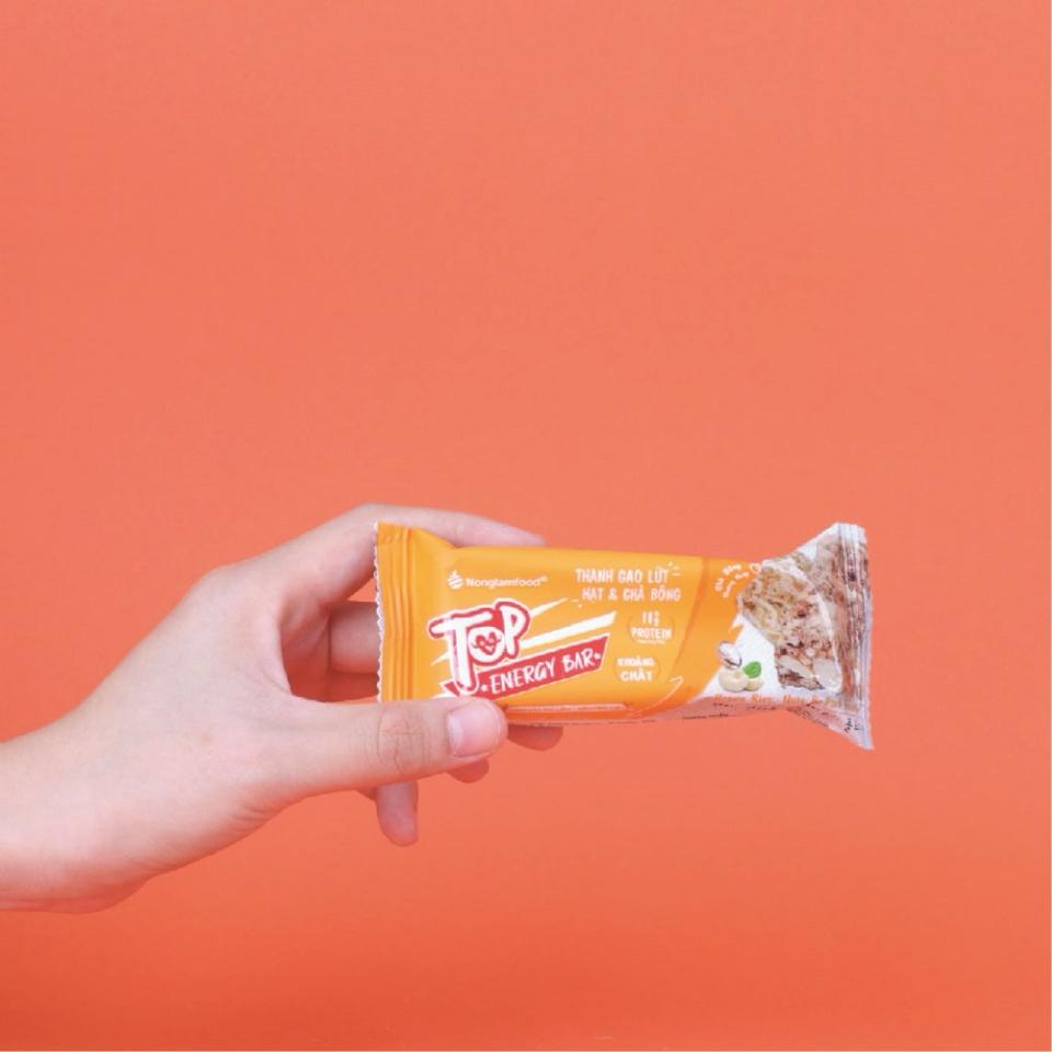 Thanh Gạo Lứt Hạt Và Chà Bông NLF Hộp 136g (DR0046-L01)-duoc-ban-tai-Minh Phát Emart