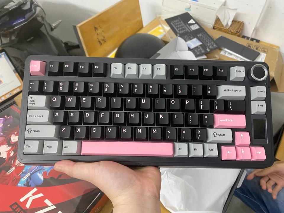 Aula S75 Pro đen-duoc-ban-tai-KA Studio Q7