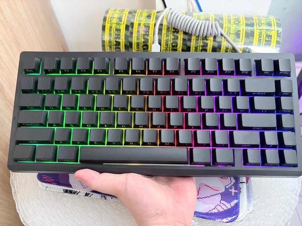 Bàn phím A80RT đen-duoc-ban-tai-KA Studio Q7