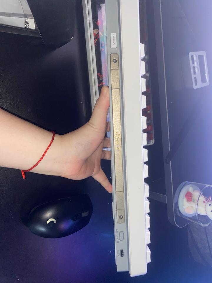 Bàn phím aula Nova75-duoc-ban-tai-KA Studio Q7