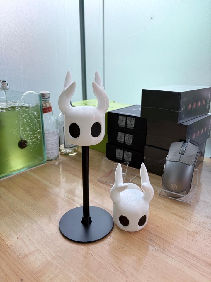 Kệ đỡ tai nghe-duoc-ban-tai-KA Studio Q7