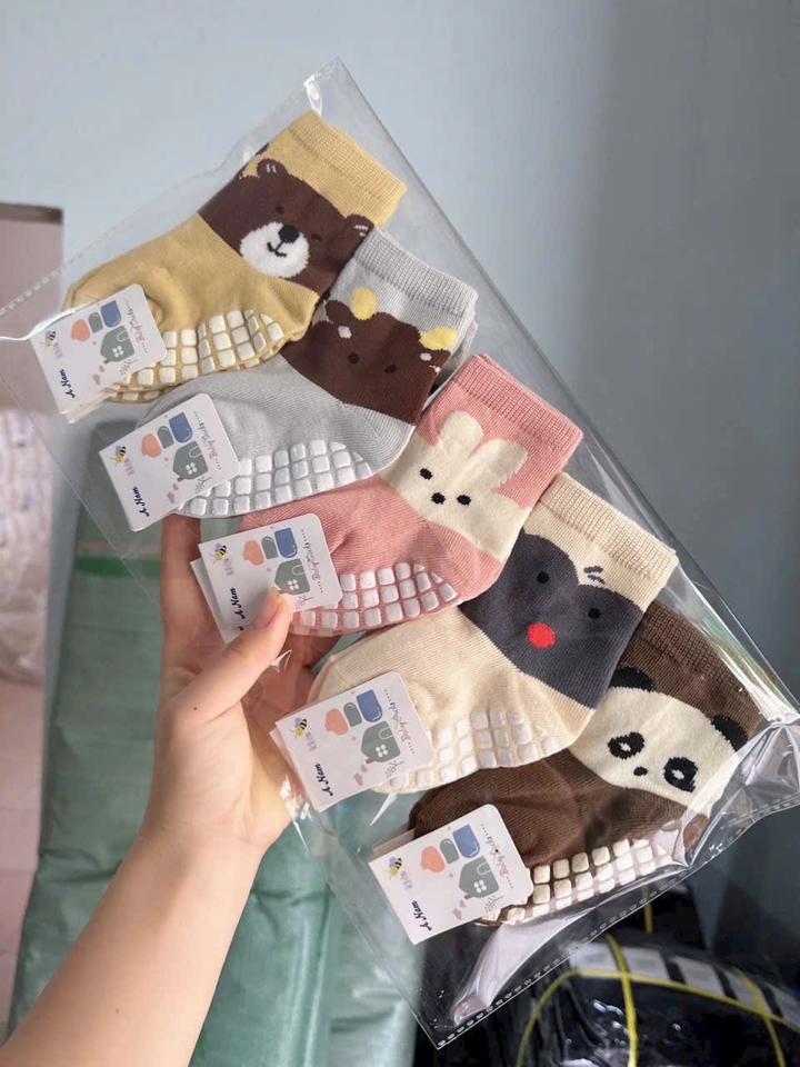 Tất trẻ em rúm +chống trượt(ca sét 65k)-duoc-ban-tai-Trang Tròn-TRÙM BUÔN HÀNG HÓT