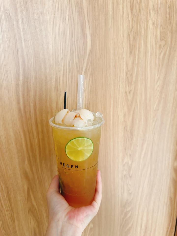 Trà Vải-duoc-ban-tai-HEGEN Milktea