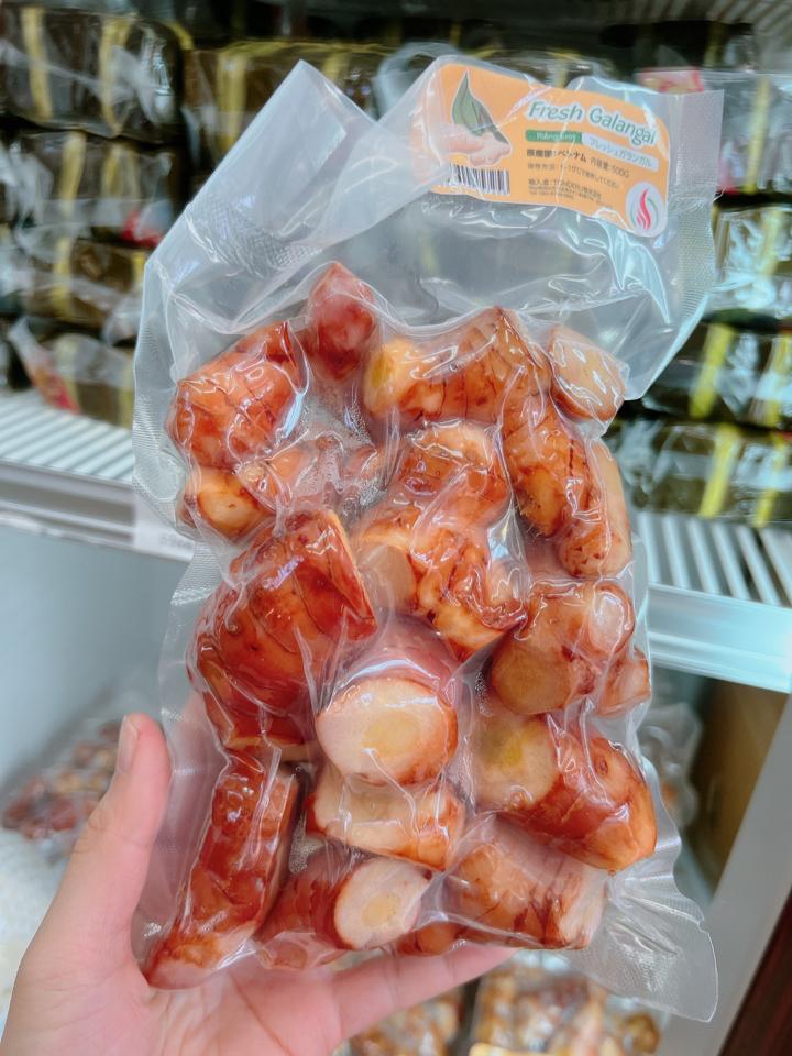 Riềng củ(đông lạnh)-duoc-ban-tai-XUAN SHOP RANZAN