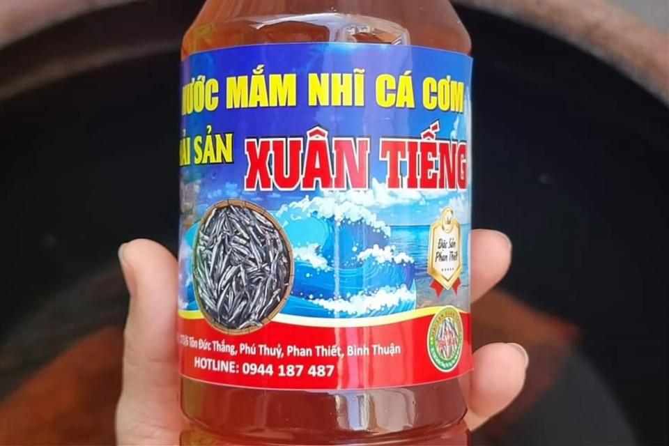 NƯỚC MẮM-duoc-ban-tai-Hải Sản Xuân Tiếng