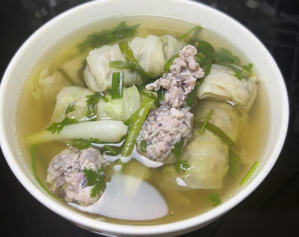 Nhân mực nhồi thịt-duoc-ban-tai-Hải Sản Xuân Tiếng