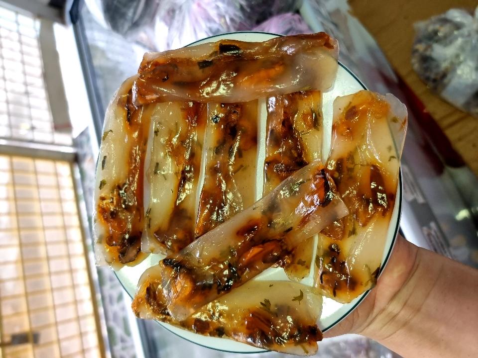 Bánh lọc lá chuối-duoc-ban-tai-Hải Sản Xuân Tiếng