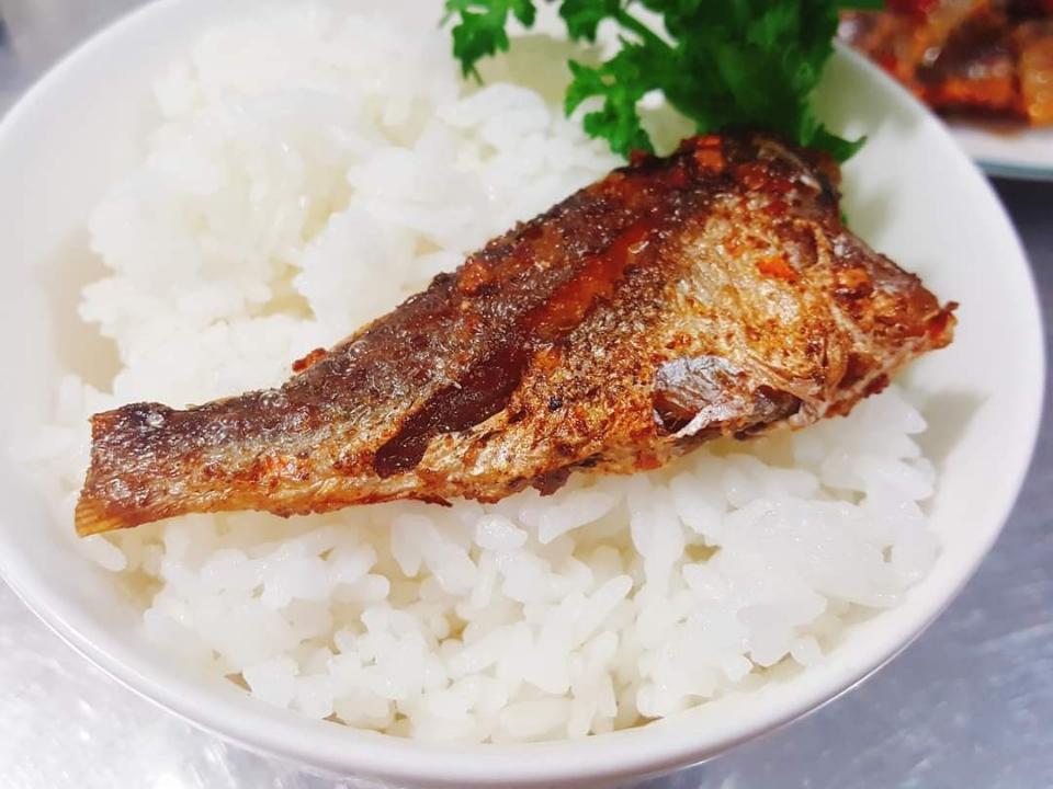 Cá giấy muối xư-duoc-ban-tai-Hải Sản Xuân Tiếng