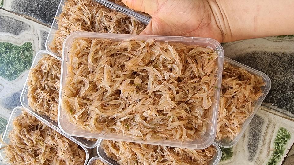 Ruốt tươi-duoc-ban-tai-Hải Sản Xuân Tiếng