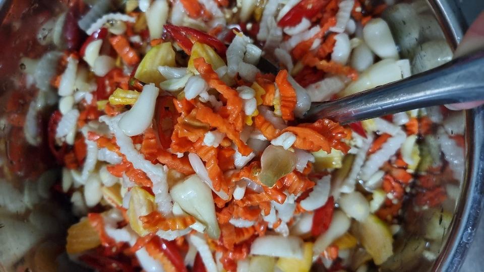 Dưa món-duoc-ban-tai-Hải Sản Xuân Tiếng