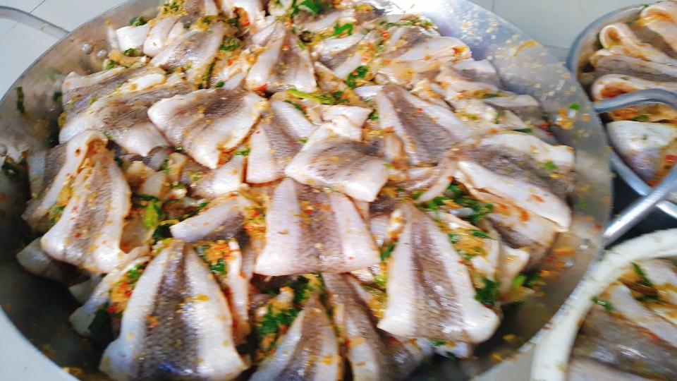 Cá mối sả ớt-duoc-ban-tai-Hải Sản Xuân Tiếng