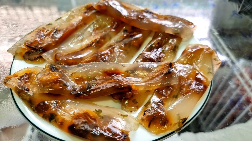 Bánh lọc lá chuối-duoc-ban-tai-Hải Sản Xuân Tiếng