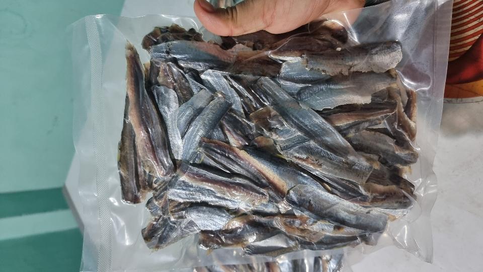 Khô cá trích làm sạch-duoc-ban-tai-Hải Sản Xuân Tiếng