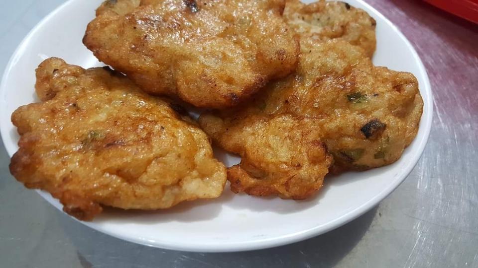 Trứng mực ( cơm mực)-duoc-ban-tai-Hải Sản Xuân Tiếng