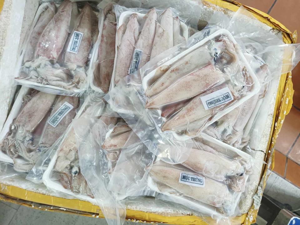MỰC TRỨNG S14 BLOCK-duoc-ban-tai-CTy TNHH SX&XNK THỰC PHẨM XANH - HẢI PHÒNG