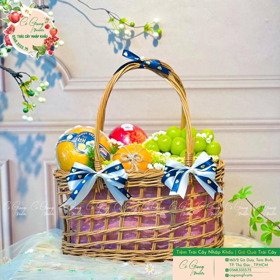 Giỏ trái cây basic-duoc-ban-tai-Cô Giang Fruits