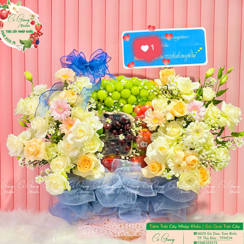 Lẵng Trái Cây Nhập Khẩu kết hợp Hoa Tươi ( vip) -duoc-ban-tai-Cô Giang Fruits