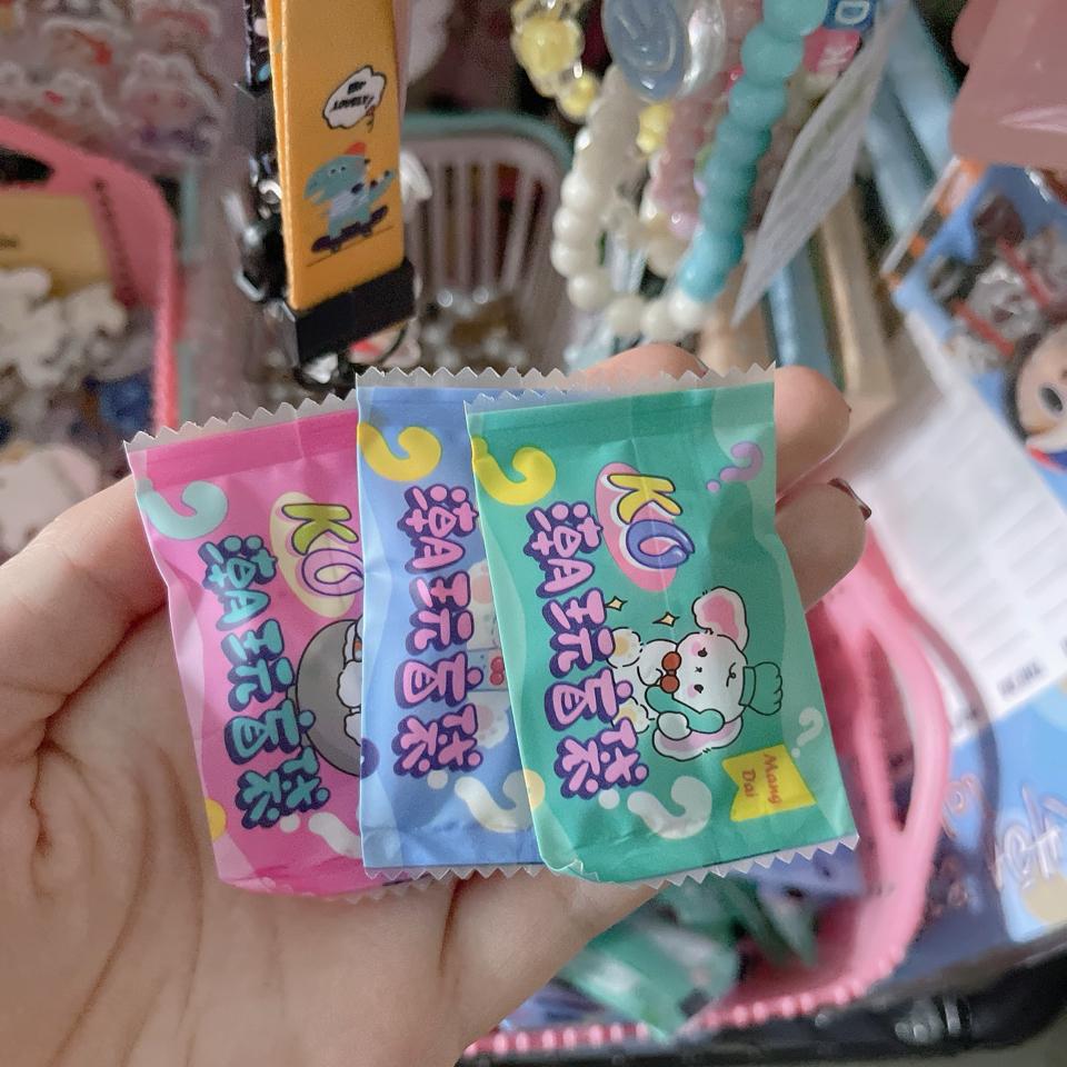 Túi mù charm bất ngờ 10k/3 túi-duoc-ban-tai-Nguyễn Phan Tường Vi Store