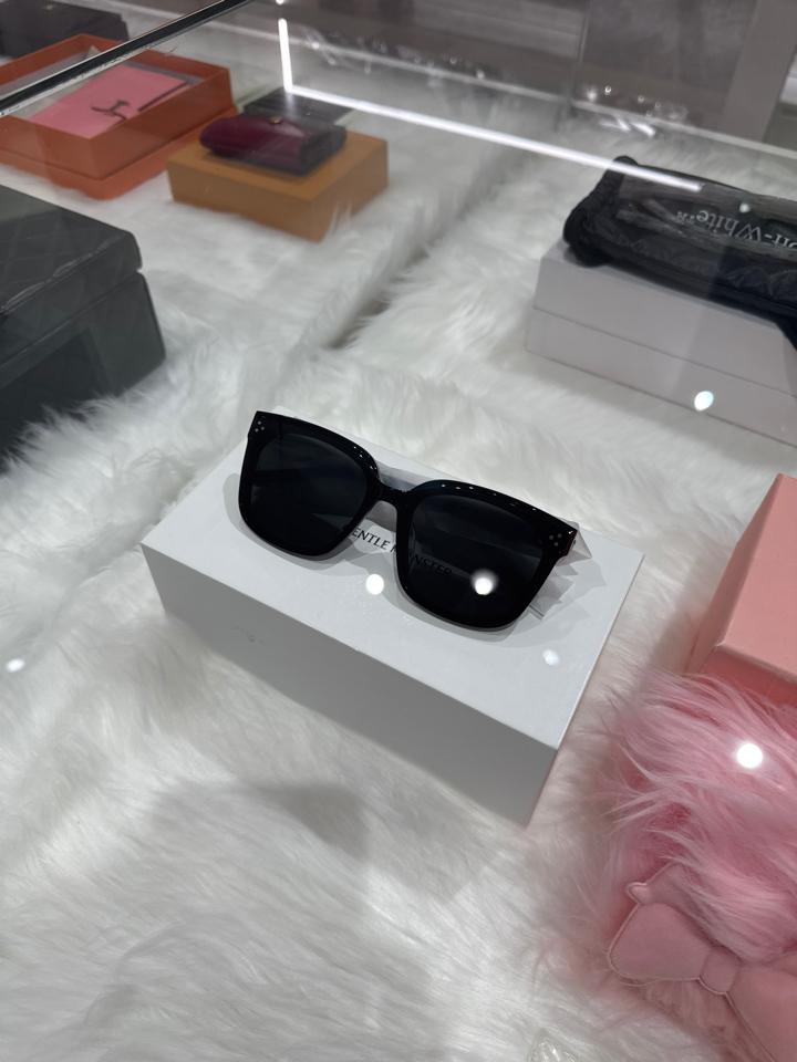 Kính GM mắt vuông-duoc-ban-tai-AnDi Authentic Luxury
