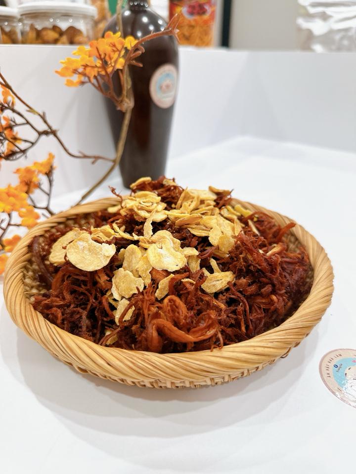 Khô Heo Cháy Tỏi-duoc-ban-tai-Trangsu Foods