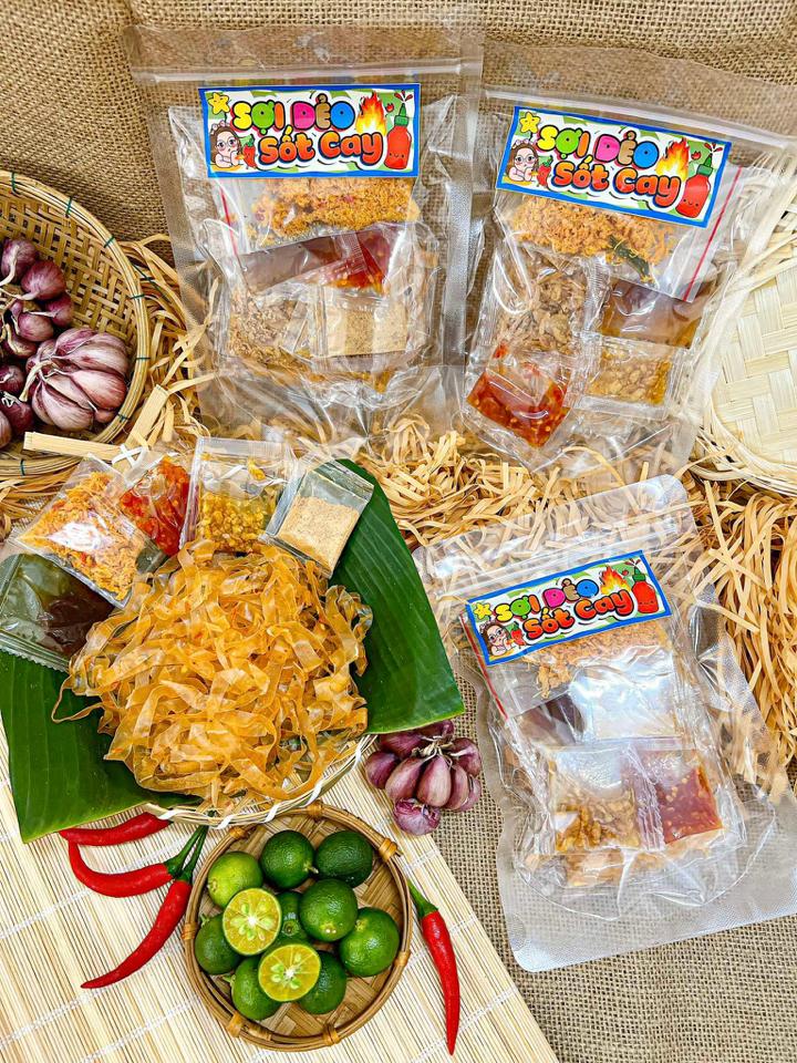 Bánh tráng sợi dẻo sốt cay-duoc-ban-tai-Trangsu Foods